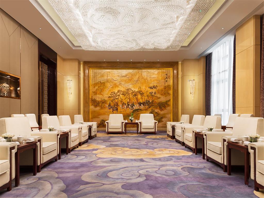 Wanda Realm Fushun Hotel Fushun  Exterior photo